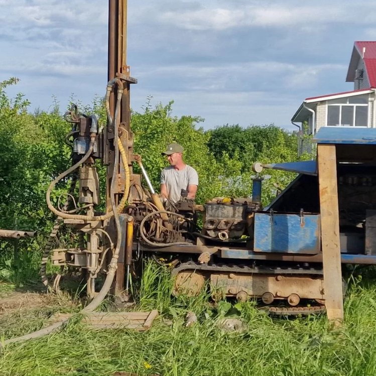 Бурение скважины на даче